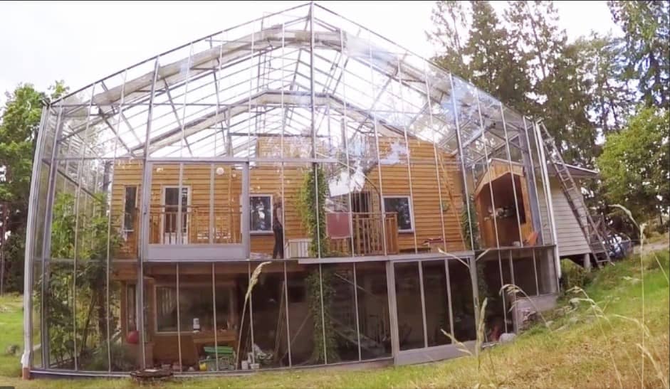 Living inside a greenhouse-Sustainable living